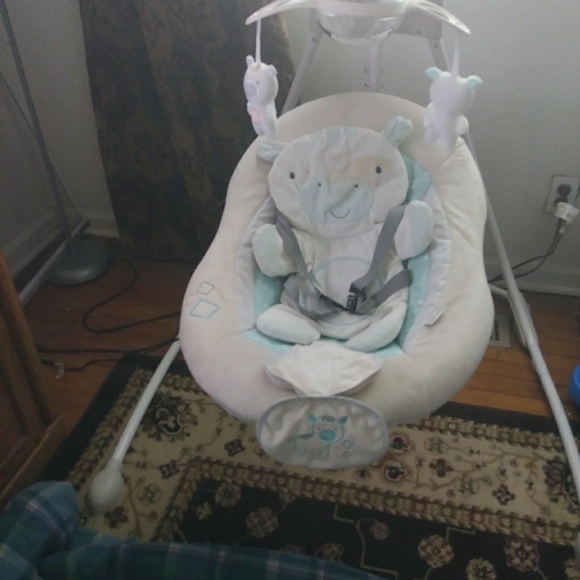 Baby Swing - Picture 4 of 4